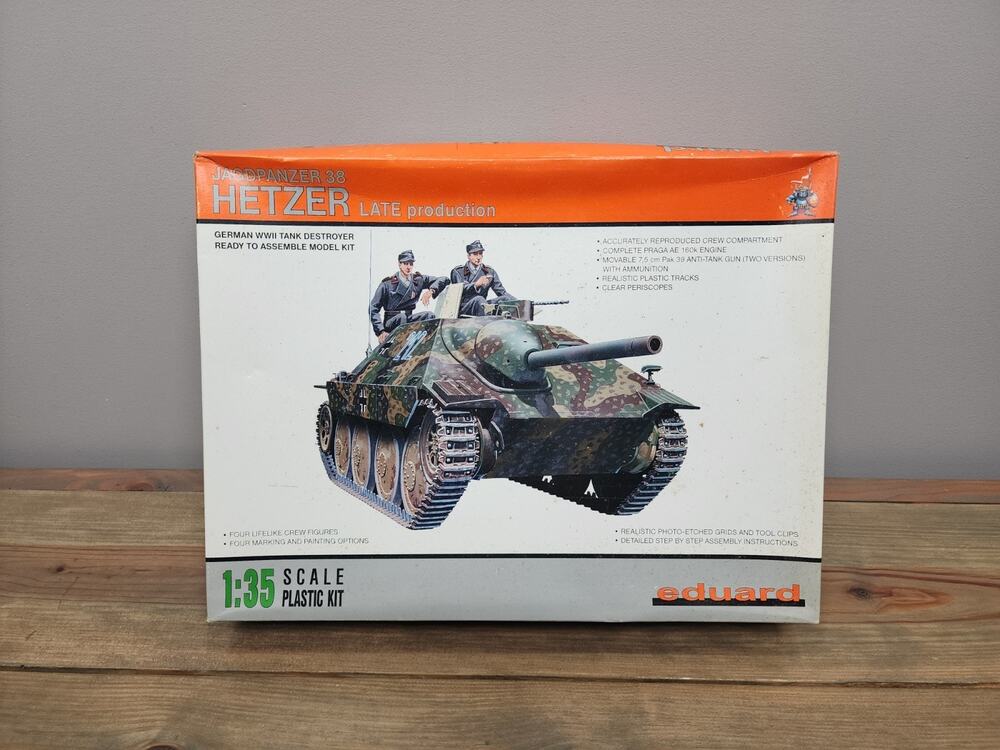 Eduard 3712 Jagdpanzer 38 Hetzer Late Production 1:35 New